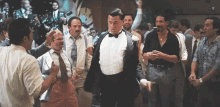 Leonardo Di Caprio Party GIF - Leonardo Di Caprio Party Celebrate GIFs