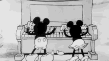 Disney Minnie GIF