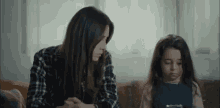 Mother And Daughter Anne GIF - Mother And Daughter Anne Zeinep GIFs