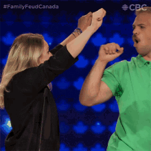 High Five Family Feud Canada GIF - High Five Family Feud Canada Well Done GIFs