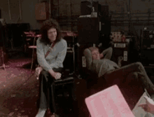 The Queen Relaxed GIF - The Queen Relaxed Smile GIFs