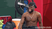 Cracking Up Kevin Hart GIF - Cracking Up Kevin Hart Cold As Balls GIFs