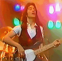 John Deacon Bassist GIF - John Deacon Bassist Queen GIFs