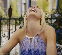 Laugh Hysterical GIF - Laugh Hysterical Lol GIFs