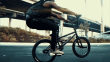 Ride Nigel Sylvester GIF - Ride Nigel Sylvester Bike GIFs