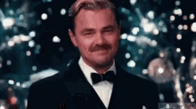 Leonardo Dicaprio Laughing Mexican GIF - Leonardo Dicaprio Laughing Mexican Cheers GIFs