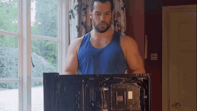 Henry cavill pc gamer sales