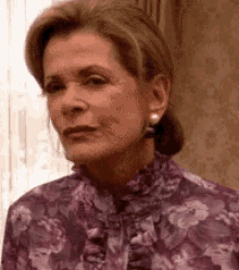 Arrested Development Lucielle Bluth GIF - Arrested Development Lucielle Bluth Whatever GIFs