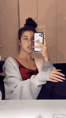 Mirror Selfie GIF - Mirror Selfie GIFs