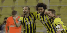 Fenerbahçe Caner Erkin GIF - Fenerbahçe Caner Erkin Gustavo GIFs