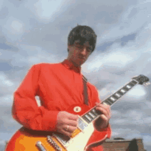 lead guitarist noel gallagher oasis supersonic guitar solo