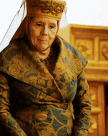 Game Of Thrones House GIF - Game Of Thrones House Queen GIFs