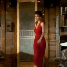 Dancing Shania Twain GIF - Dancing Shania Twain Whose Bed Have Your Boots Been Under GIFs