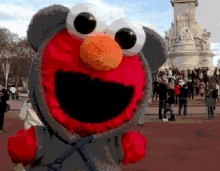 Megadoujin Happy GIF - Megadoujin Happy Elmo GIFs
