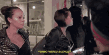 Lol Bbwives GIF - Lol Bbwives Unbothered GIFs