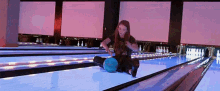 Sadie Sink Bowling GIF - Sadie Sink Bowling GIFs