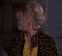 Goldie Hawn Theres A Girl In My Soup GIF - Goldie Hawn Goldie Theres A Girl In My Soup GIFs