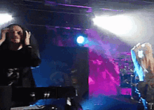 Tuomas Holopainen Nightwish GIF - Tuomas Holopainen Nightwish Clapping GIFs