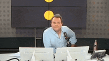 Marc Fauvelle Oh GIF - Marc Fauvelle Oh Mains GIFs