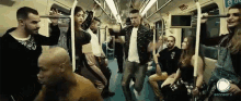 dancing dancing brasil transporte publico dancing in the train public transportation