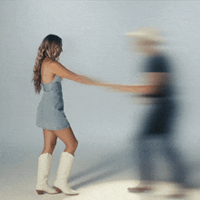 Country Dancing Colbie Caillat GIF - Country Dancing Colbie Caillat Pretend GIFs