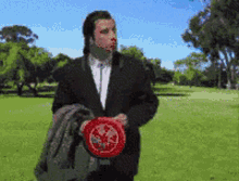 Frisbee Catch GIF - Frisbee Catch John Travolta GIFs