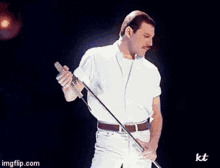 Freddie Freddie Mercury GIF - Freddie Freddie Mercury 80s Freddie GIFs