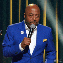 What'S Happening There Donnell Rawlings GIF - What'S Happening There Donnell Rawlings A New Day GIFs