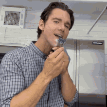 Kevinmcgarry Mcgarries GIF - Kevinmcgarry Mcgarries Shave GIFs