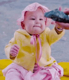 Sunny Curious GIF - Sunny Curious A Series Of Unfortunate Events GIFs