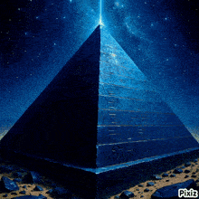 a picture of a pyramid with pixiz written on it