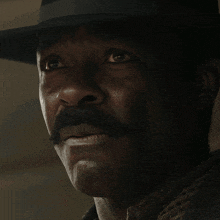 Correct Bass Reeves GIF - Correct Bass Reeves Lawmen Bass Reeves GIFs