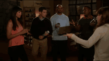 New Girl Spider GIF - New Girl Spider Find It GIFs