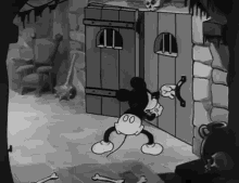 Mickey Mouse Black White GIF - Mickey Mouse Black White Classic Cartoon GIFs