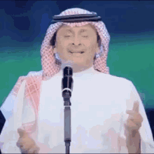 عبد المجيد عبد الله الخليج مغني حفلة مطرب طرب GIF - Abdul Majeed Abdallah Suadi Singer GIFs