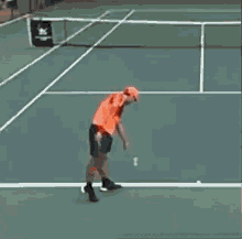 aslan karatsev serve tennis atp