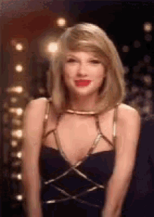 Happy Thumbs Up GIF - Happy Thumbs Up Taylor Swift GIFs