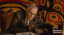 Twin Peaks Showtime GIF - Twin Peaks Showtime What GIFs