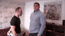 Muscle Man Tight GIF - Muscle Man Tight Male Bodybuilder GIFs