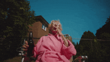 Leone Grandma Smoke GIF - Leone Grandma Smoke Pink GIFs