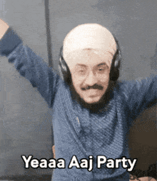 Yeaa Aaj GIF - Yeaa Aaj Party GIFs