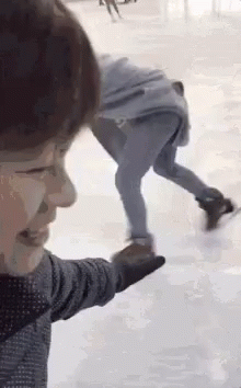 Ice Skating Fail GIFs | Tenor