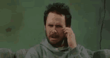 Charlie Itching - It'S Always Sunny In Philadelphia GIF - Its Always Sunny In Philadelphia Charlie Itch GIFs