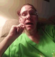 Cool Selfie GIF - Cool Selfie Sign Language GIFs