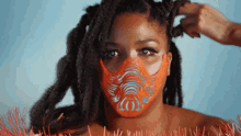 Mask Curl GIF - Mask Curl Focused GIFs