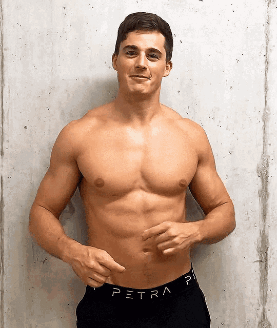 Pietro Boselli GIF - Pietro Boselli - Discover & Share GIFs