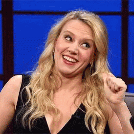 Kate Mckinnon Approve GIF - Kate Mckinnon Approve Thumbs Up GIFs