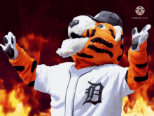 Paws The GIF - Paws The Tiger GIFs
