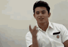 Stupid Look At That GIF - Stupid Look At That James Reid GIFs