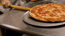 Fresh Form The Oven Serving GIF - Fresh Form The Oven Serving Ready GIFs